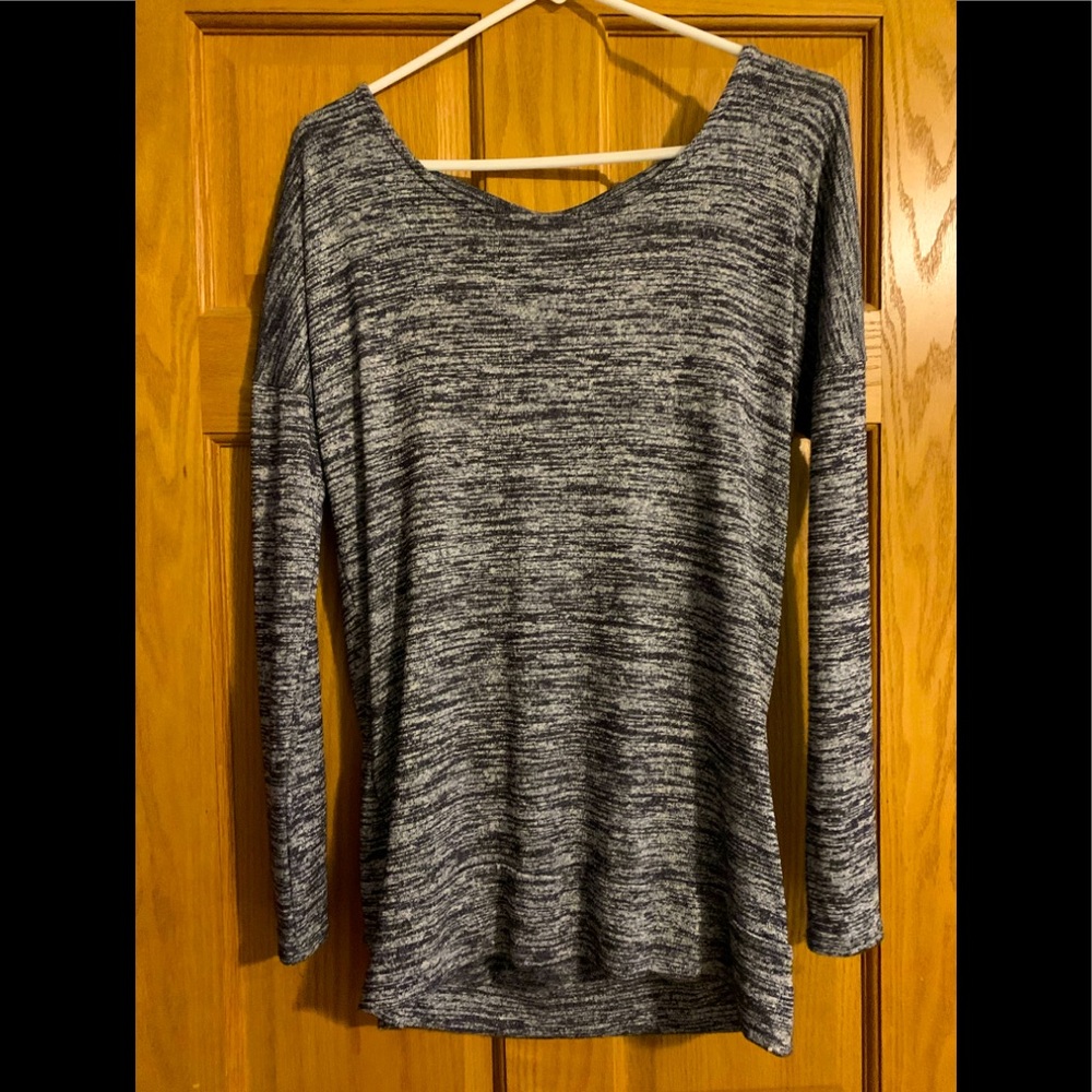 Athleta Gray Pose Cutout Back Sweatshirt Top